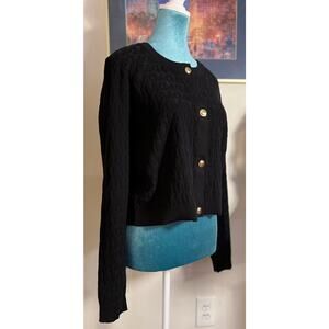 NWT Brand new Michael Kors MK logo knitted cardigan
Size medium